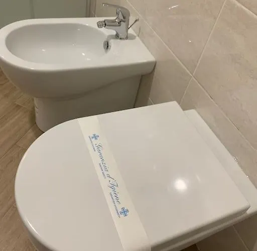 Domus Partigiani * Рим